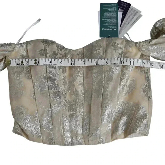 NWT H&M Conscious Off-the-shoulder Top Beige Silver Balloon  Sleeve Size O - Picture 14 of 15